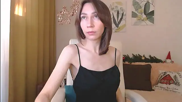 Snapshot of GoodGlamorGirl chatting on January 8, 4:44 am GoodGlamorGirl online show from January 8, 4:44 am