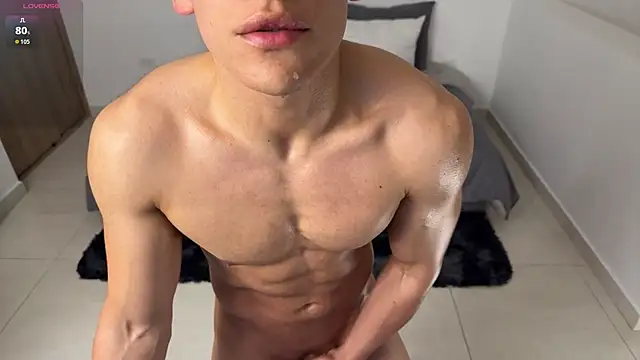 Snapshot of Maxx_Lancaster chatting on June 25, 3:05 pm Maxx Lancaster online show from June 25, 3:05 pm
