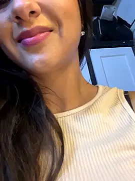 chicachocolate01 online show from November 6, 2:01 am