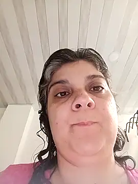 queemking online show from March 29, 6:08 pm