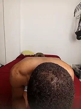 queemking online show from April 18, 12:58 am