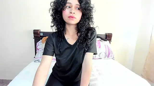 Snapshot of _hesttia chatting on September 15, 7:14 pm hesttia online show from September 15, 7:14 pm