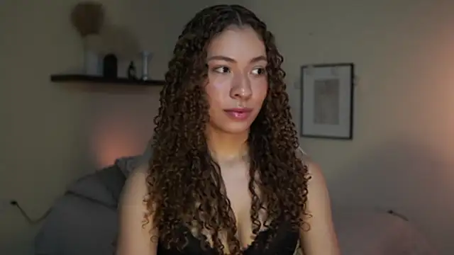 Snapshot of isabella-garcia- chatting on August 8, 7:05 pm isabella-garcia- online show from August 8, 7:05 pm