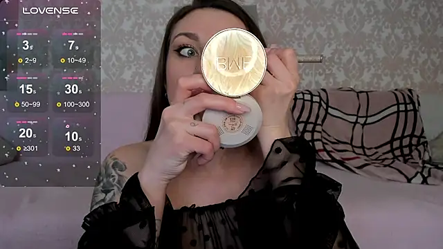 Lil Foxy9 online show from October 28, 5:11 am