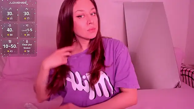 Lil Foxy9 online show from March 31, 1:11 pm