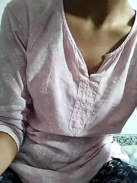 Snapshot of Sx-Maniya chatting on July 6, 8:22 am Sx-Maniya online show from July 6, 8:22 am