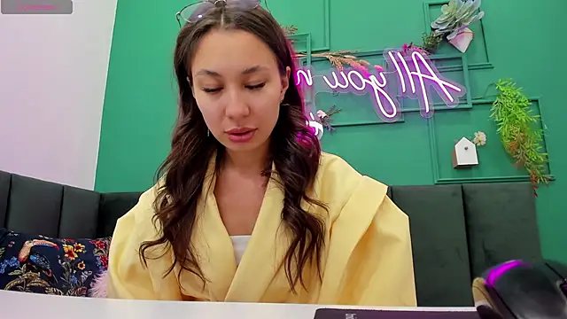 Kat  cat online show from March 30, 2:01 am