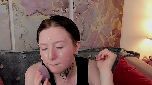 Snapshot of ayakskalermonss chatting on October 8, 8:12 am ayakskalermonss online show from October 8, 8:12 am