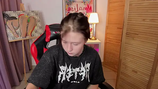 Snapshot of ayakskalermonss chatting on October 14, 8:15 am ayakskalermonss online show from October 14, 8:15 am