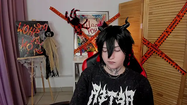 Snapshot of ayakskalermonss chatting on October 20, 2:28 pm ayakskalermonss online show from October 20, 2:28 pm