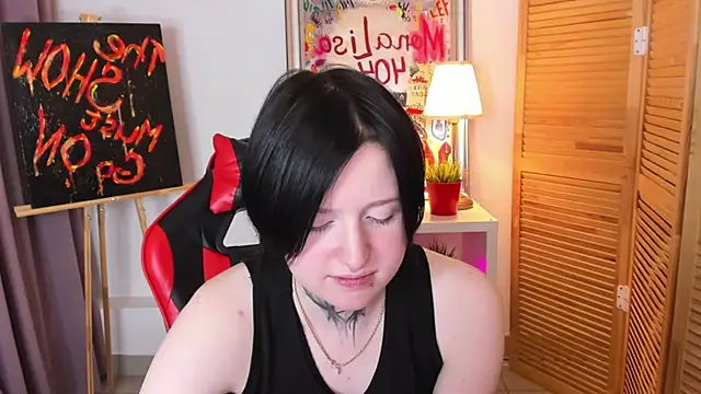 Snapshot of ayakskalermonss chatting on December 4, 8:34 am ayakskalermonss online show from December 4, 8:34 am