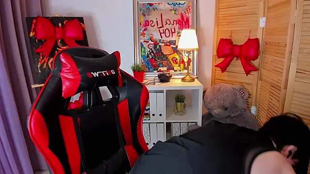 Snapshot of ayakskalermonss chatting on February 26, 8:35 am ayakskalermonss online show from February 26, 8:35 am