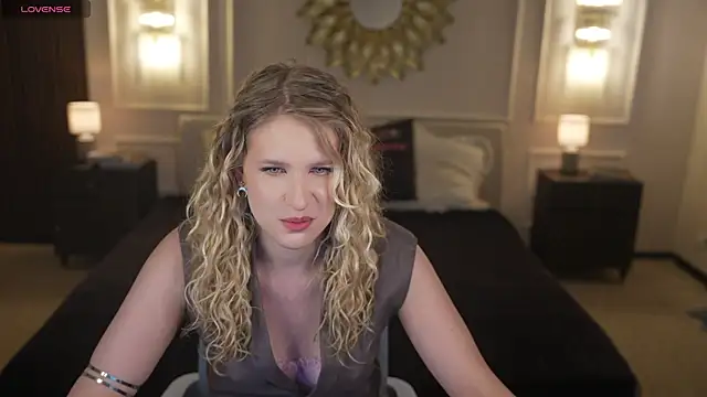 Scarlett Sweet054 online show from April 18, 2:54 pm