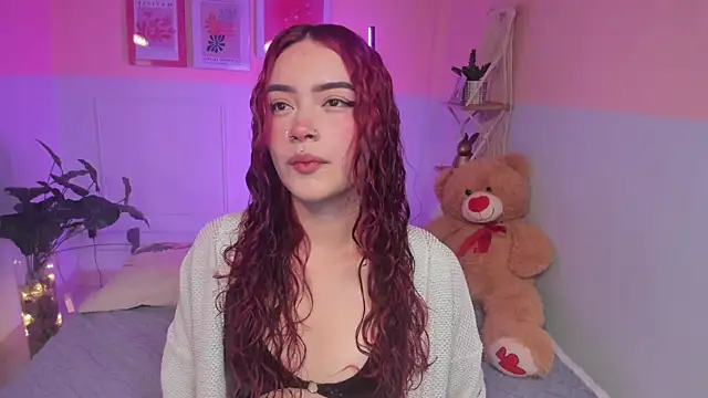 Camila Rivers online show from December 2, 4:18 am