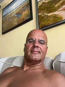 Snapshot of Renebisex chatting on July 12, 12:40 pm Renebisex online show from July 12, 12:40 pm