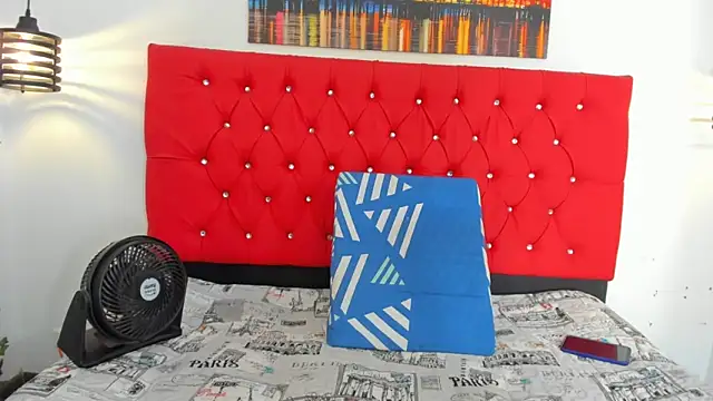 carolinacrus01 online show from November 6, 4:08 pm