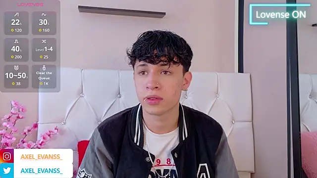 Axel  Evans online show from October 2, 12:56 pm