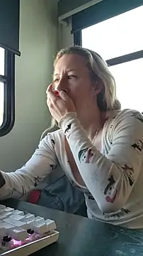 bmorganne420 online show from January 8, 6:54 pm