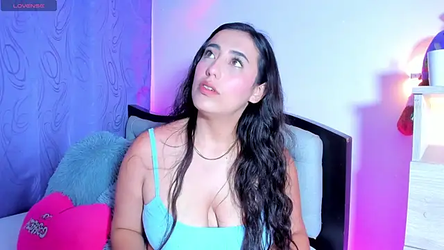 my aleja  online show from March 25, 2:06 am