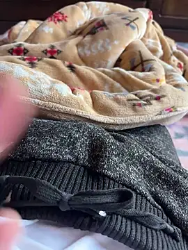 rrrrrriyyffhyeeee online show from April 14, 5:02 am