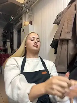 Snapshot of CandyVice chatting on September 24, 4:54 pm CandyVice online show from September 24, 4:54 pm