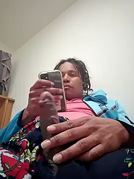 Snapshot of uratre chatting on December 19, 9:27 am uratre online show from December 19, 9:27 am