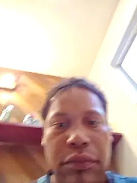 Snapshot of uratre chatting on March 3, 4:02 pm uratre online show from March 3, 4:02 pm