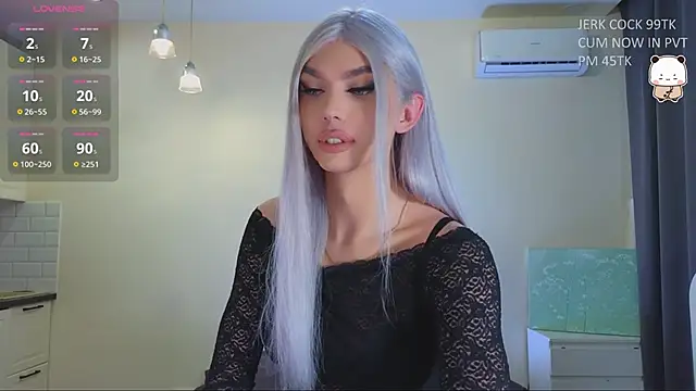 Snapshot of katebxtch chatting on May 4, 7:54 pm katebxtch online show from May 4, 7:54 pm