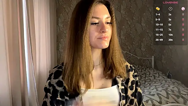 miainheat online show from December 17, 9:15 am