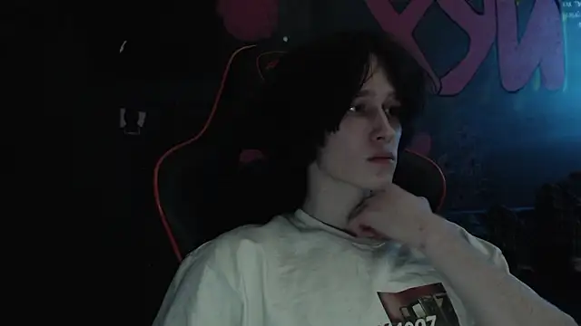 min1pekka online show from February 4, 6:47 pm