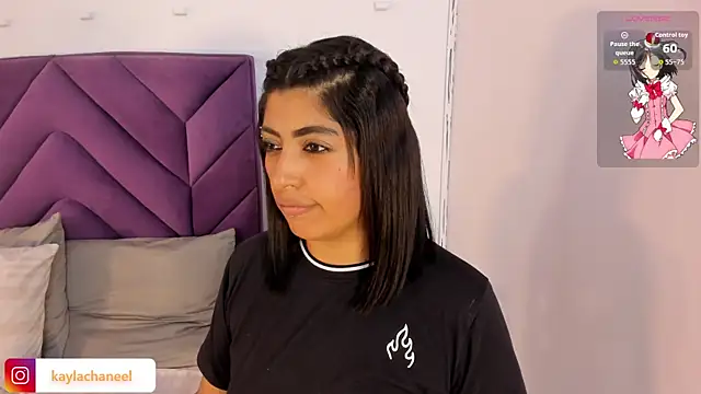 Kaylachannell online show from April 11, 2:49 am