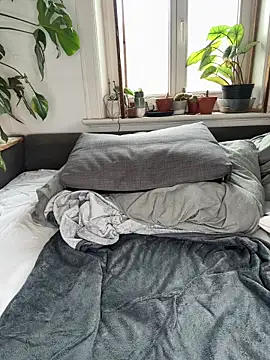 FayeFlame online show from March 24, 12:32 pm