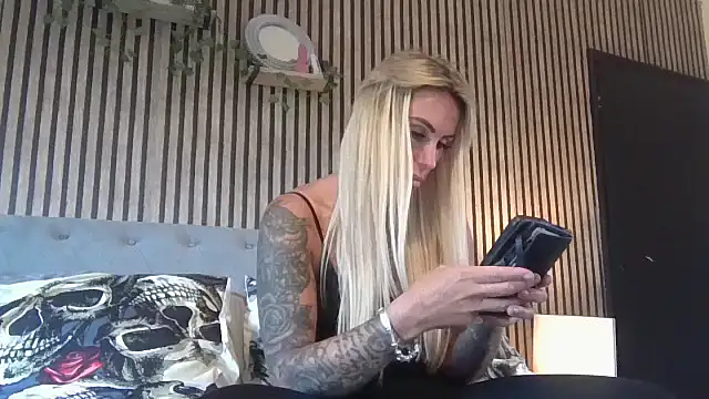 Snapshot of poppyinga1 chatting on September 12, 5:35 pm poppyinga1 online show from September 12, 5:35 pm