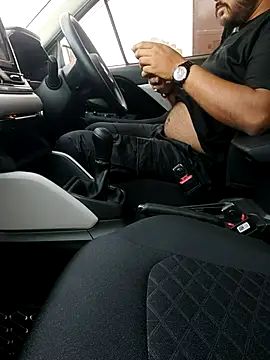 Snapshot of fucking_daring_boy chatting on April 12, 8:52 am fucking daring boy online show from April 12, 8:52 am