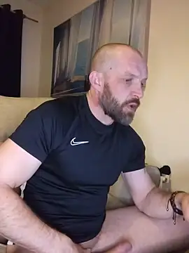 Andrewjames8391 online show from March 5, 7:10 pm