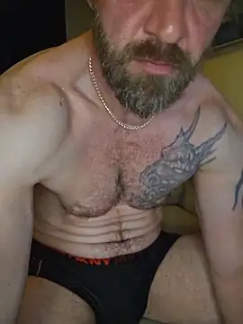 Snapshot of Andrewjames8391 chatting on June 3, 7:44 am Andrewjames8391 online show from June 3, 7:44 am