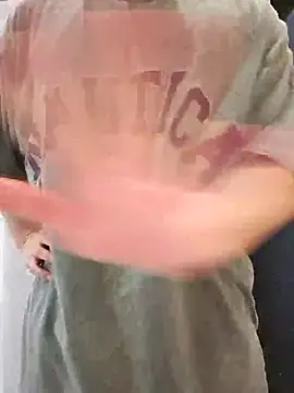 111owo111 online show from October 19, 12:39 pm