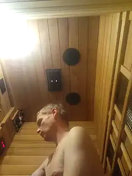 piercingpik online show from March 14, 4:01 pm