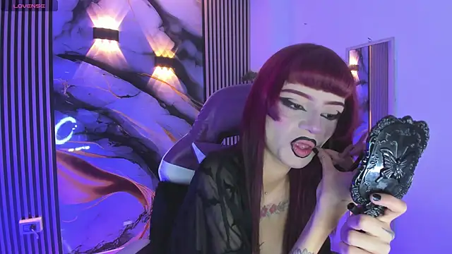 Snapshot of chloe_jacksonn chatting on May 28, 10:40 pm chloe jacksonn online show from May 28, 10:40 pm