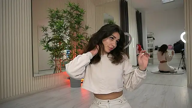 EmmaBlanco online show from October 21, 7:25 pm