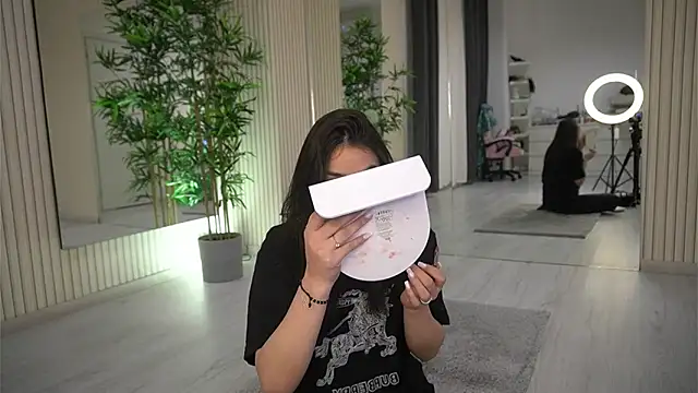 EmmaBlanco online show from February 5, 8:02 pm