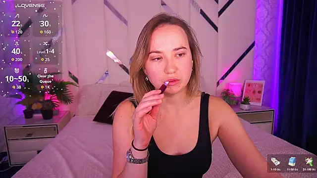 SofieBloom online show from November 6, 11:48 pm