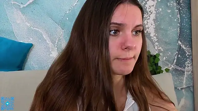 Snapshot of chloemilka chatting on June 11, 6:28 pm chloemilka online show from June 11, 6:28 pm