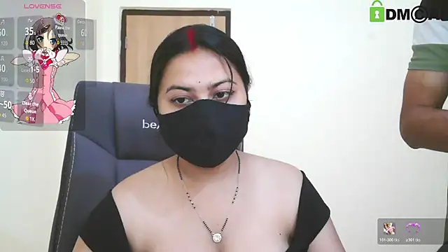Snapshot of SassyWildCouple chatting on March 29, 10:26 am SassyWildCouple online show from March 29, 10:26 am