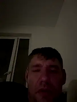 Snapshot of zenis0903 chatting on November 7, 12:32 am zenis0903 online show from November 7, 12:32 am