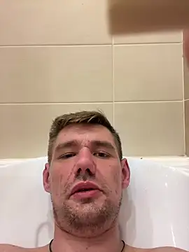 Snapshot of zenis0903 chatting on November 8, 9:09 am zenis0903 online show from November 8, 9:09 am