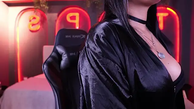 Snapshot of Roma_hells chatting on September 18, 6:43 pm Roma hells online show from September 18, 6:43 pm