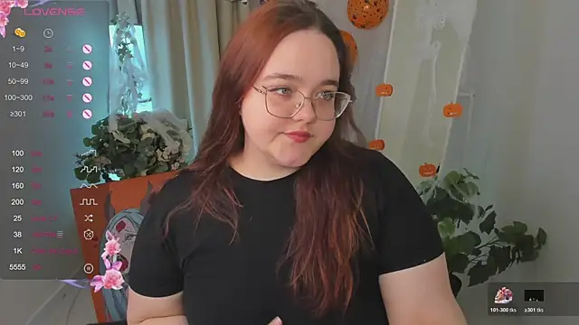 Neko Moor online show from November 1, 8:33 pm