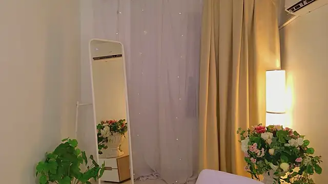 Snapshot of Neko_Moor chatting on June 3, 2:33 pm Neko Moor online show from June 3, 2:33 pm
