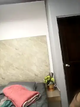 Teffy chell online show from February 6, 1:03 pm